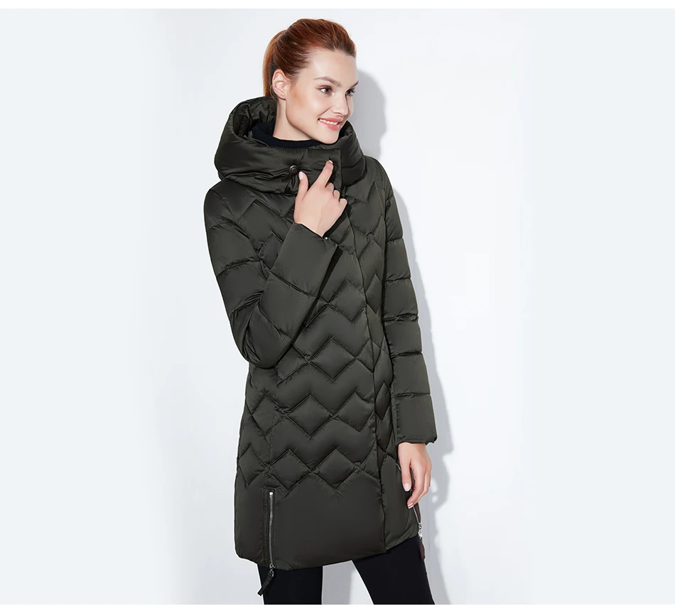 SnowClassic зимняя куртка женщин Тонкая короткая парка Гуд пальто роскошная верхняя одежда Аргайл куртка женская над сплошными зимними пальто