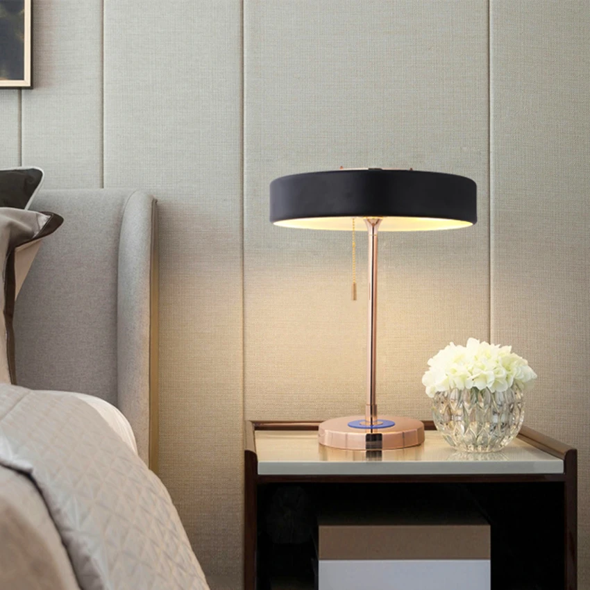 Современные металлические светодиодные настольные лампы светильники для