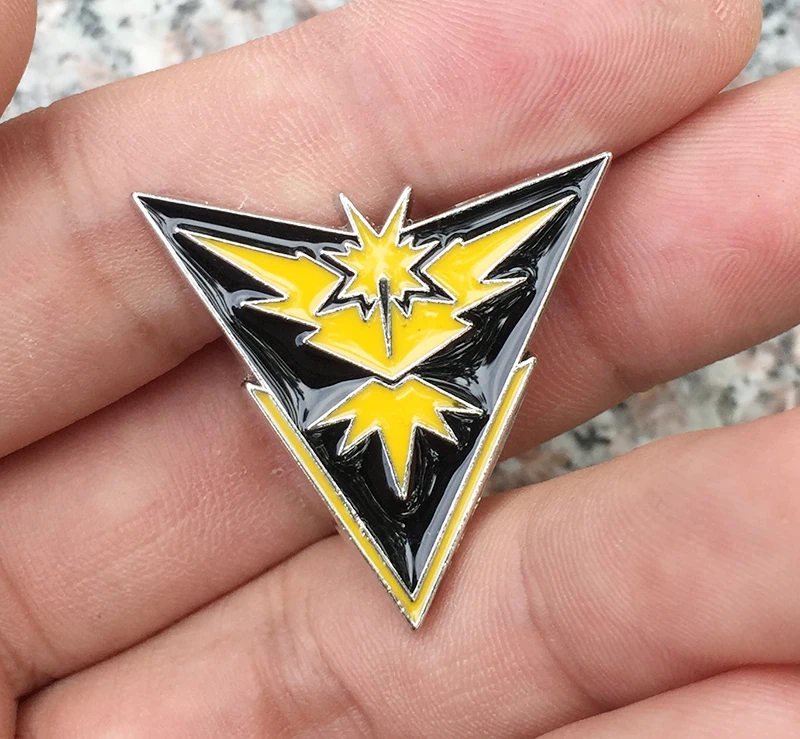 Классические значки Team Mystic Valor Instinct Rocket эмалированная булавка значок на