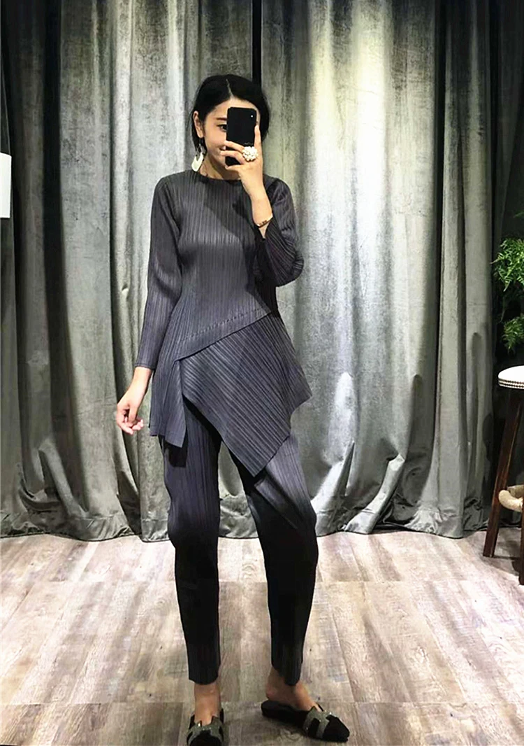 Dark gray Changpleat Весенние новые женские комплекты Miyak плиссированные Модные Дизайнерские однотонные тонкие эластичные футболки и штаны костюмы из двух частей S9 - Цвет: Dark gray