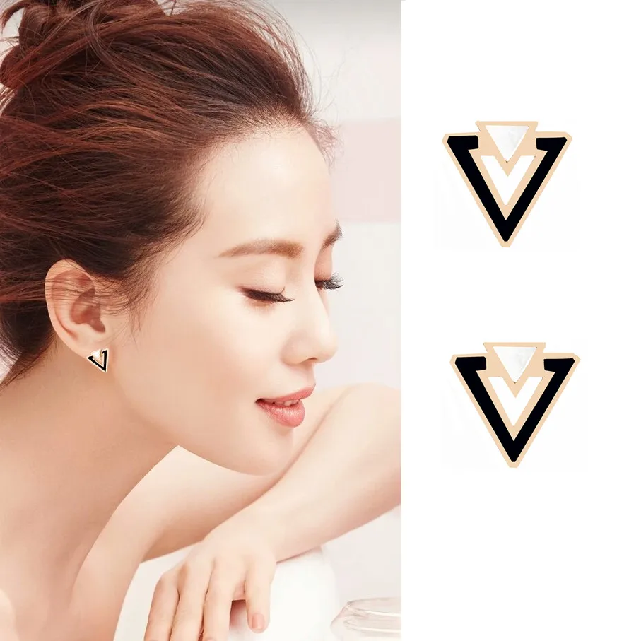 

YUN RUO Rose Gold Color Triangle Stud Earring Natural Shell for Woman Girl Gift 316 L Stainless Steel Fashion Jewelry Never Fade