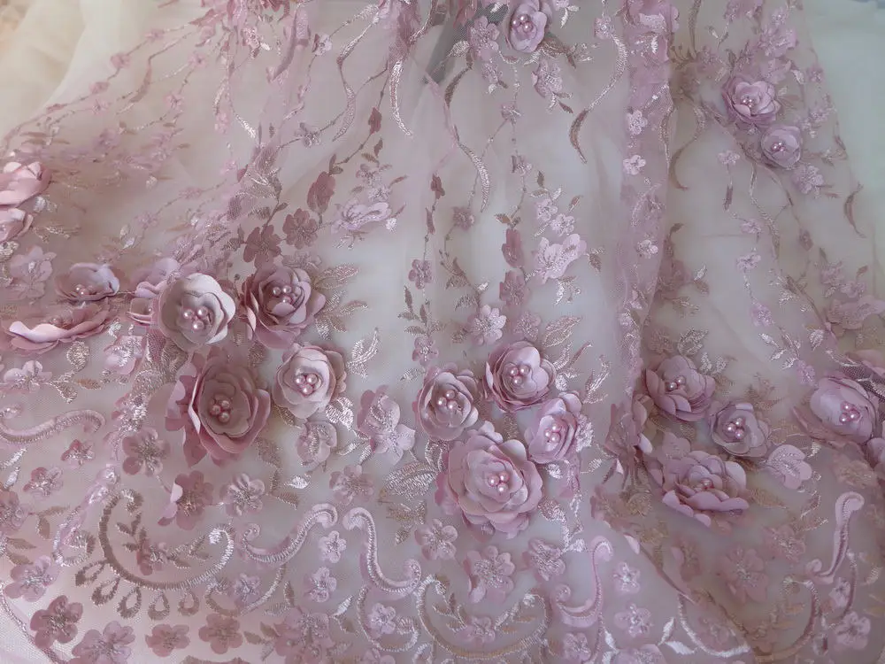Свадебная кружевная ткань с фиолетовыми лепестками 125 см|wedding lace fabric|fabric with beadslace