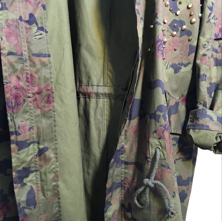 Женский плащ-Тренч с заклепками камуфляжная ветровка бриллиантами большие