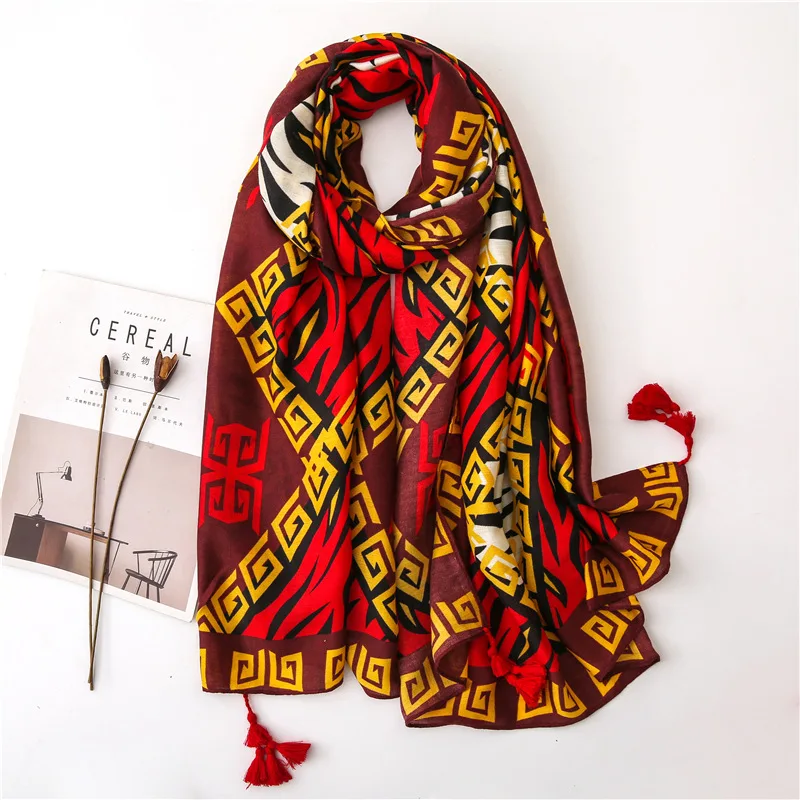 

2019 Fashion Rhombus Print Tassel Scarves Shawl Beautiful Cotton Zebra Pattern Muslim Muffler Hijab Wrap 10pcs/LOT Wholesale