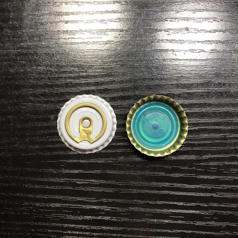 White Pull ring 100PCS Beer Bottle Caps Beer Lid Covers For DIY Homebrew Beer Tool Brewing Supplies - Цвет: White Pull ring