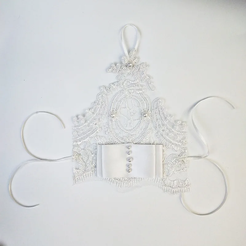 Свадебные перчатки MOLANS белые бежевые короткие кружевные с блестками и стразами