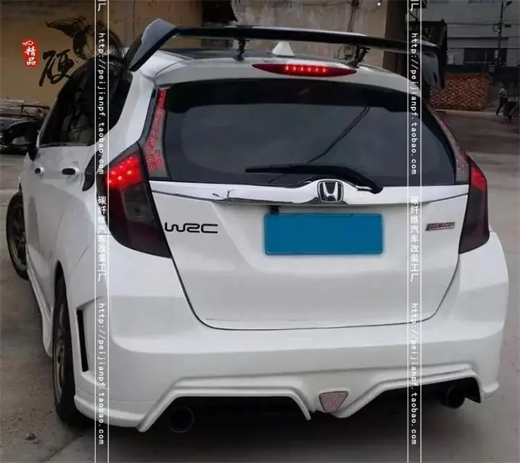 

Задний спойлер из углеродного волокна для HONDA Fit GK5 2014-2017