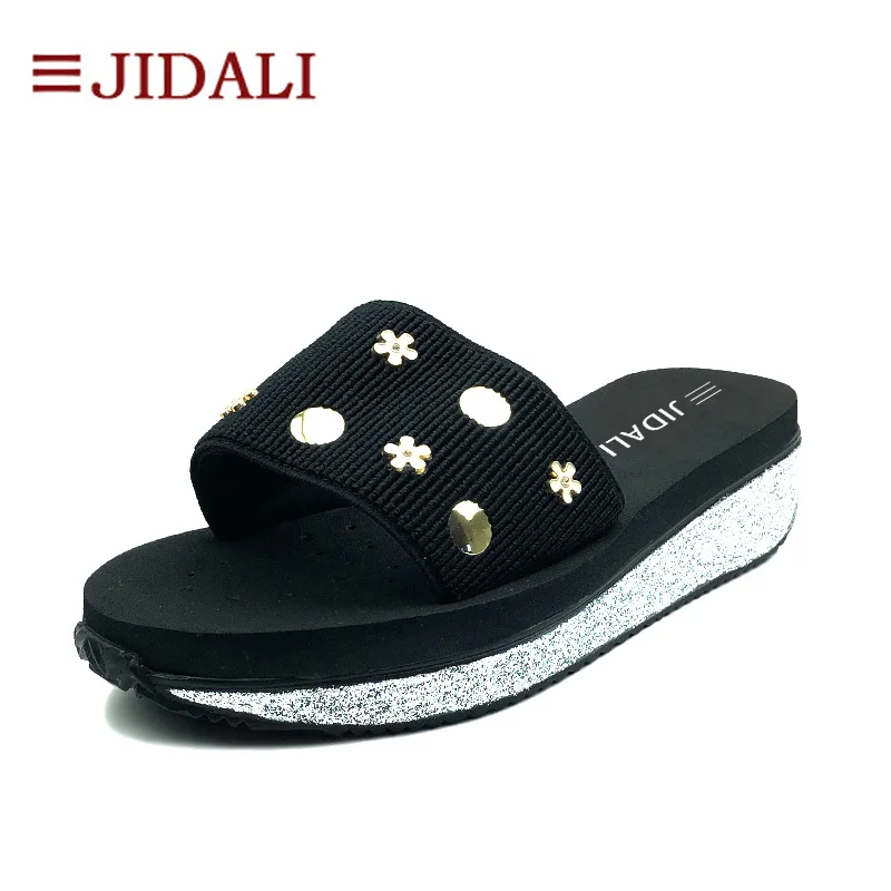 JIDALI/Модная женская обувь; женские эластичные сандалии-шлепанцы на платформе и танкетке, украшенные цветами, из ЭВА; Цвет Черный; Размеры 35-39 - Цвет: Black