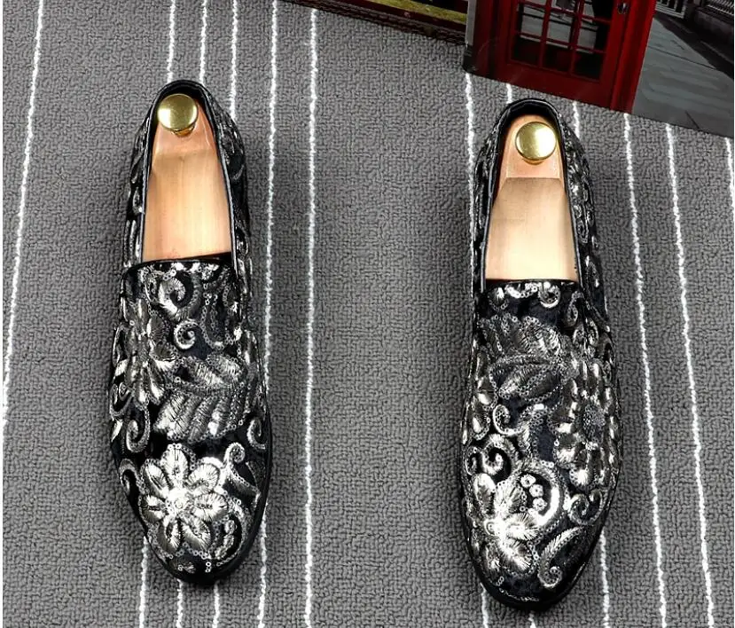 Gold RED Embroidered Luxury Loafers Shoes Men Round Toe Sewing Dress Wedding Shoes Male Slip On Rihanna Creepers Casual Flats
