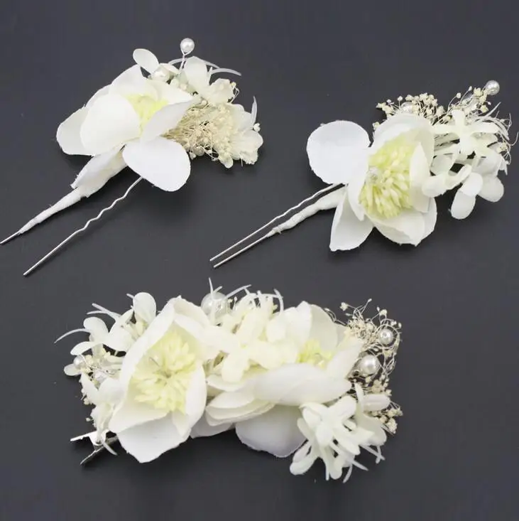 

2pack Free shipping Elegant Feather Hair Accessories with Alloy Ornaments for Bride (Two pcs in One Package)