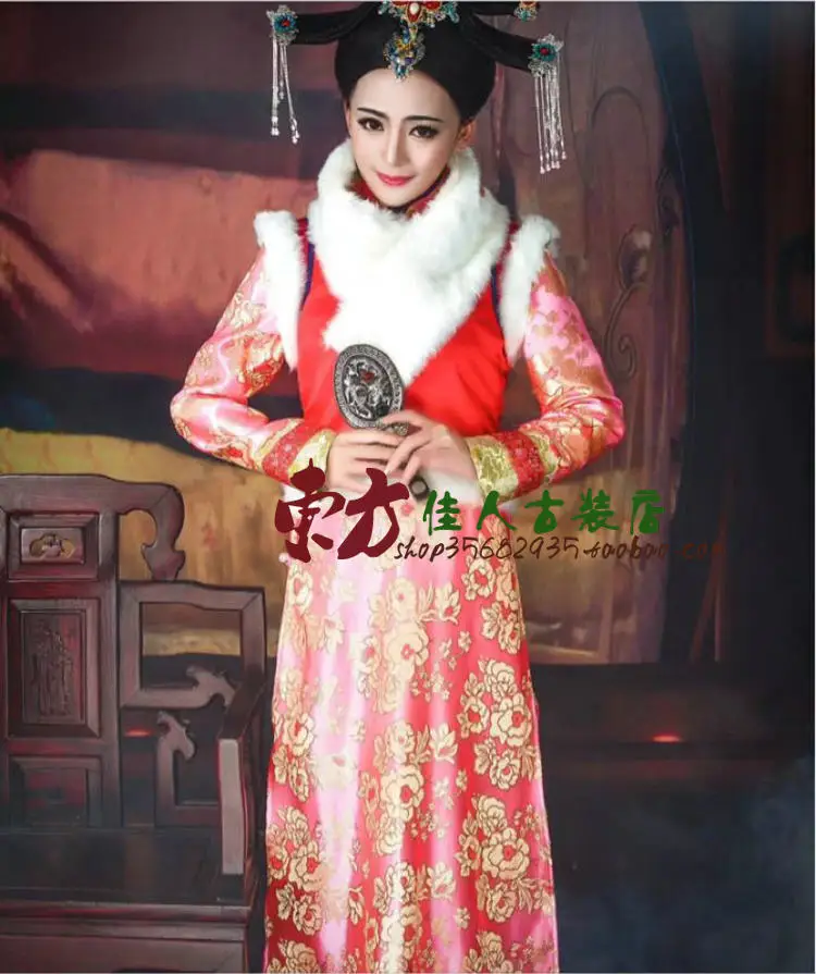 

TV Play Legend of Da Yu Er Qing Princess Pink Embroidery QiZhuang Women's Costume Winter Clothes with Fur Collar Cosplay