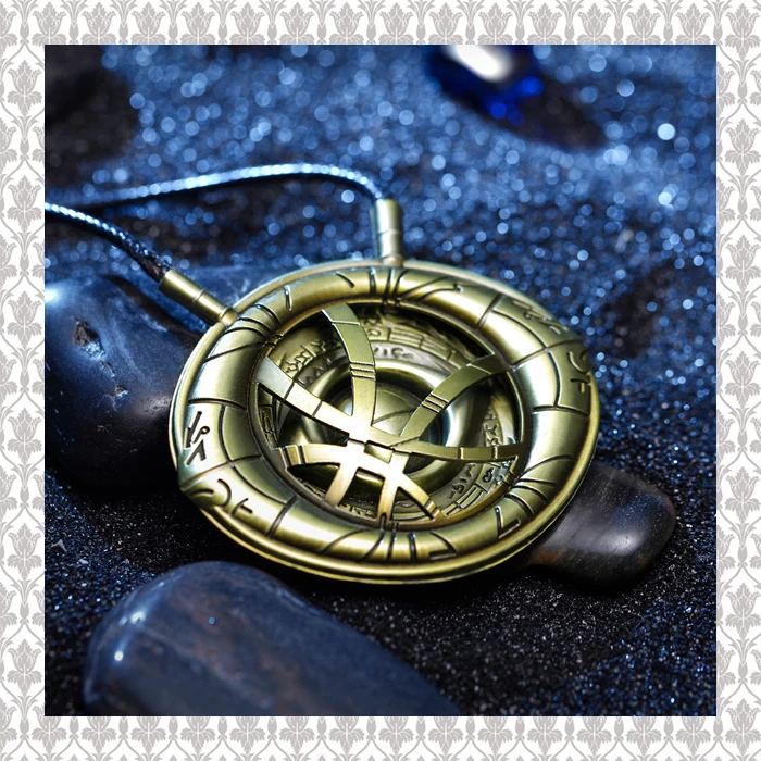 Большое количество д-р доктор странная бронзовая подвеска глаз ожерелье