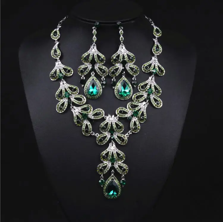 Роскошный банкетный костюм в европейском и американском стиле с цветными