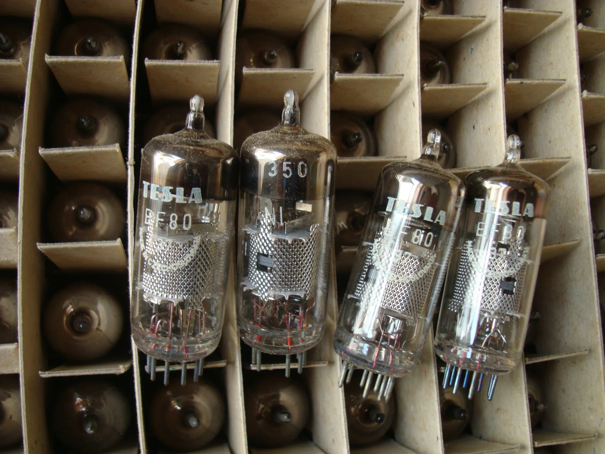 Бесплатная доставка 2 шт./лот новый оригинальный блок питания TELEFUNKEN de France EF80/6BX6