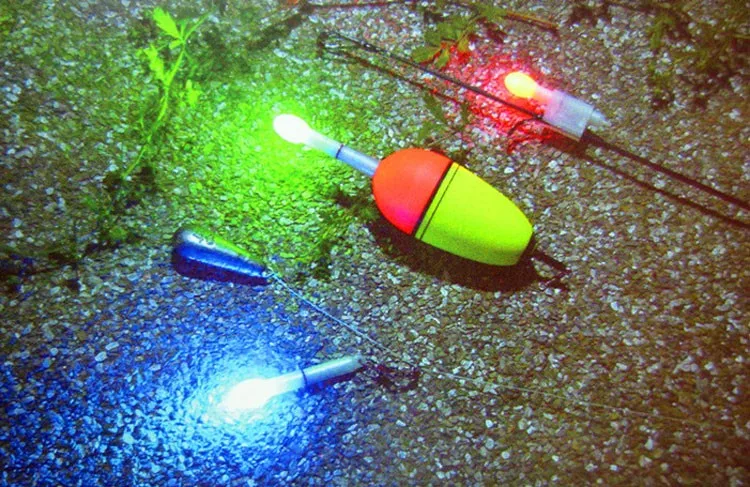 ICERIO 10 шт. Водонепроницаемый Многофункциональный электронный отбеливающий светящийся электронный поплавок светящаяся палочка LQ7555 зеленый красный синий