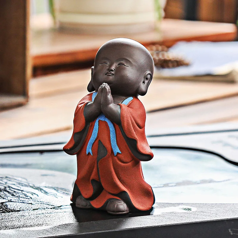 Новое поступление Yixing фиолетовая глина искусство желтый милый монах чай