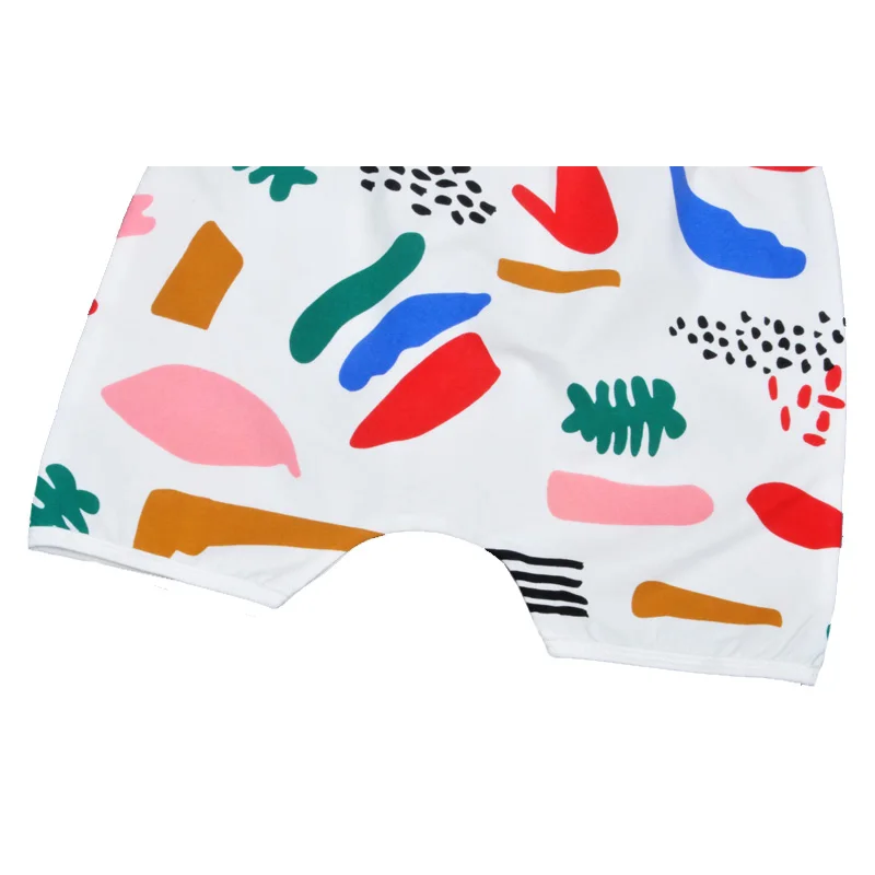 Детские летние шорты с мультяшным граффити новинка 2017 модные брендовые короткие