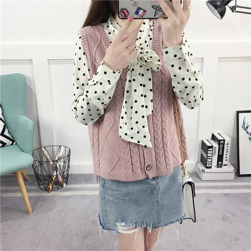 2018 New Sweater Spring Twist Knitted Vest Retro Buttons V-neck Cardigan |