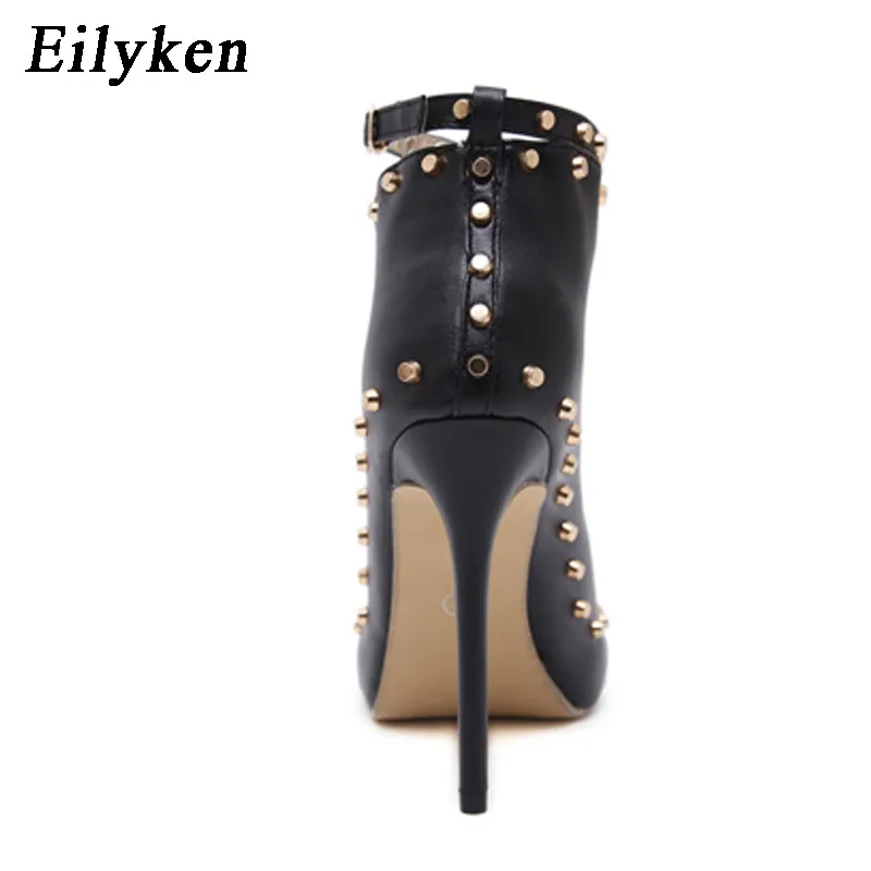 Eilyken/Новая женская обувь; коллекция года; женские ботинки с открытым носком на высоком каблуке; женские ботинки с ремешком на щиколотке, заклепками и пряжкой; черные сандалии