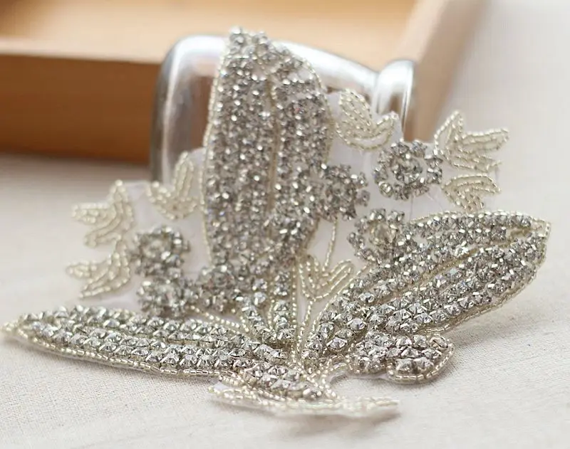 Кристальные Стразы для аппликации отделка аппликация расшитая бисером и