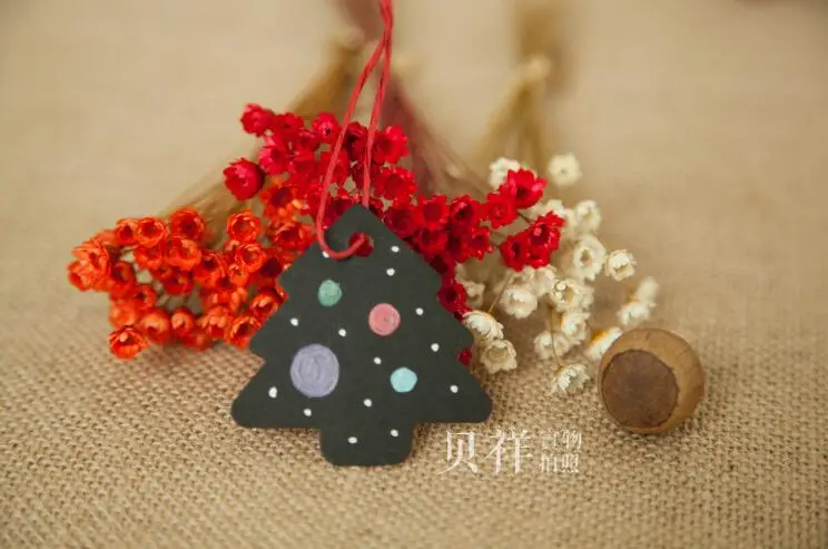 100 шт DIY дерево форма Висячие бирки Свадебные коричневые крафт-бумажные бирки для Рождества DIY ремесло Бонбоньерки сувенирные бирки