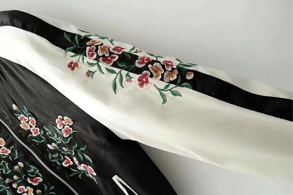 VOGUE! N Новая женская куртка-бомбер с контрастными рукавами и цветочной вышивкой павлина