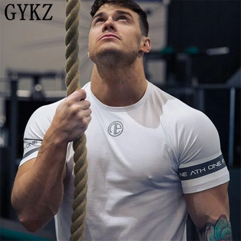GYKZ брендовая футболка новое поступление с вышивкой на плечах и принтом