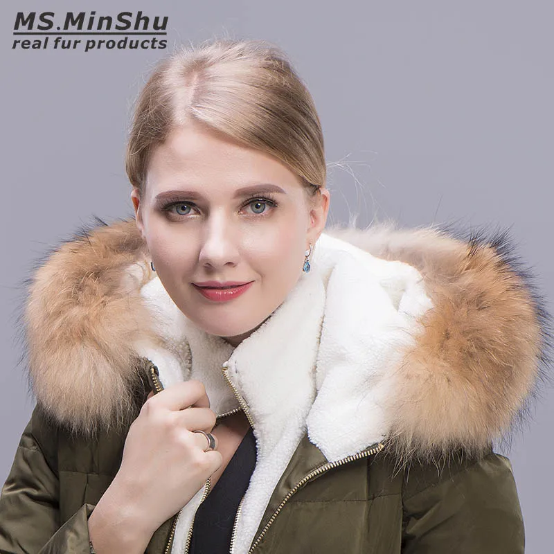 Пуховик MS. MinShu с большим меховым воротником из меха енота и капюшоном большой