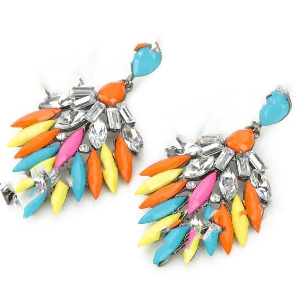 Cuddle Luxurious Shiny Crystal Wing Style Pendant Earring - Multicolored (2 PCS) |