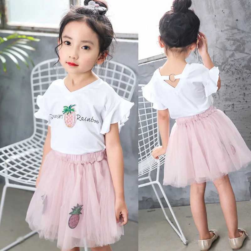 Летняя одежда для маленьких девочек Футболка с рукавами-бабочками и буквенным