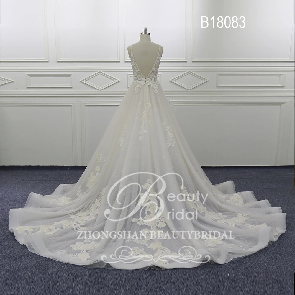 Женское кружевное свадебное платье с V-образным вырезом и шлейфом | Свадьбы