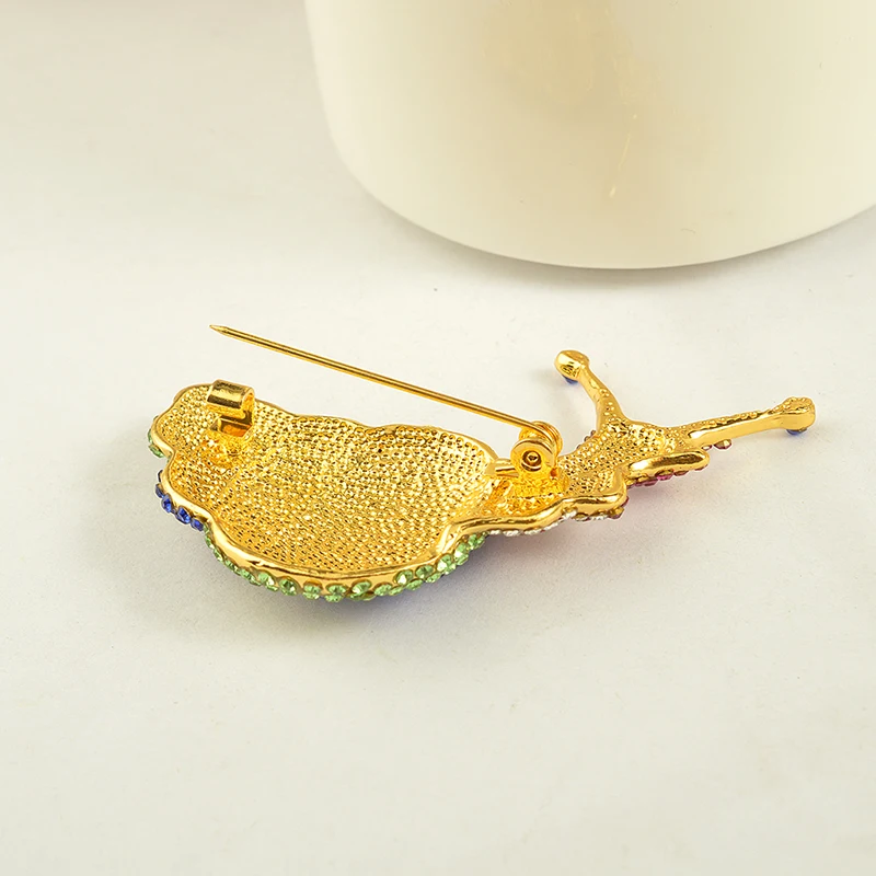 MZC Lovely Blue Crystal Brooches Pins for Women Wedding Hijab Pin Rhinestone Broach Garment Clothing Accessories | Украшения и