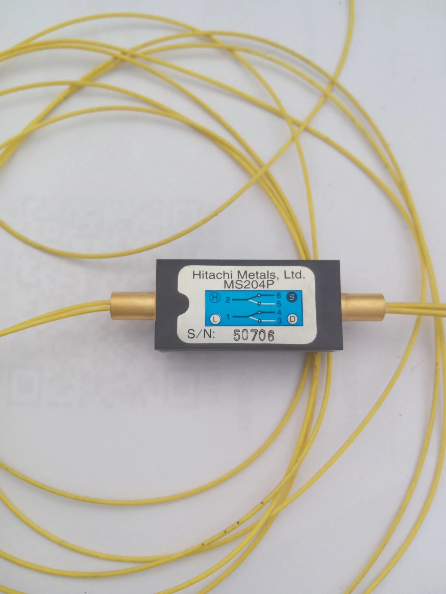 

Оптический переключатель MS204P 2*4 два в четыре eb37