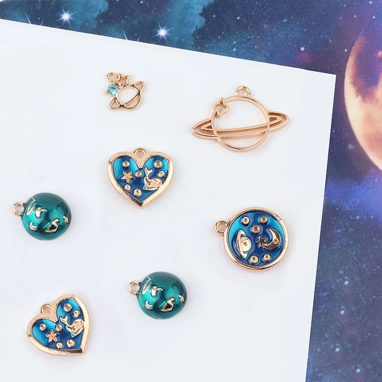 

Diy jewelry making 30pcs/lot cartoon hearts/rounds/satellite shape alloy floating locket charms fit earrings/bracelet pendants