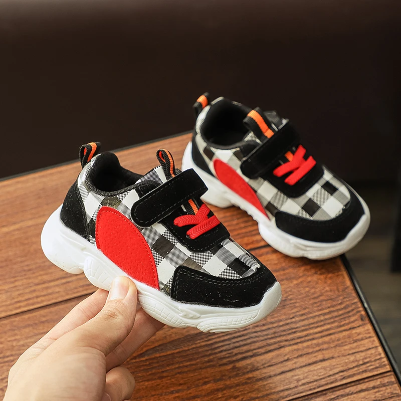 Детская обувь осень 2018 Новая повседневная в клетку для мальчиков и девочек