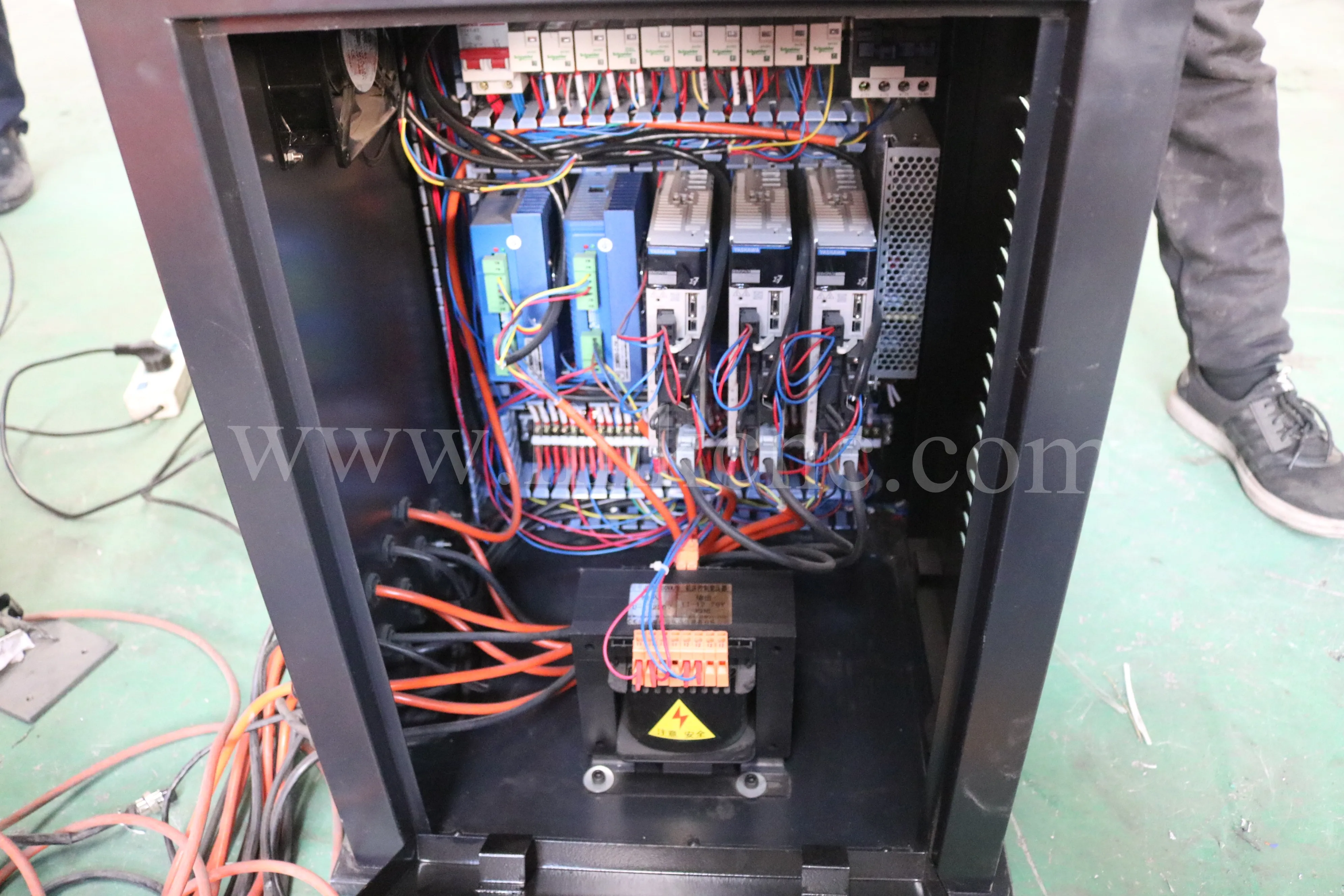 Профессиональный 2060 станок для плазменной резки труб с ЧПУ цена 63a 100a 120a160a 200a 3