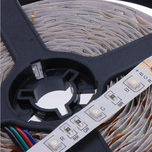 Бесплатная доставка 3528 RGB светодиодная двойная лента PCB 5 м 300SMD tira полоса белая