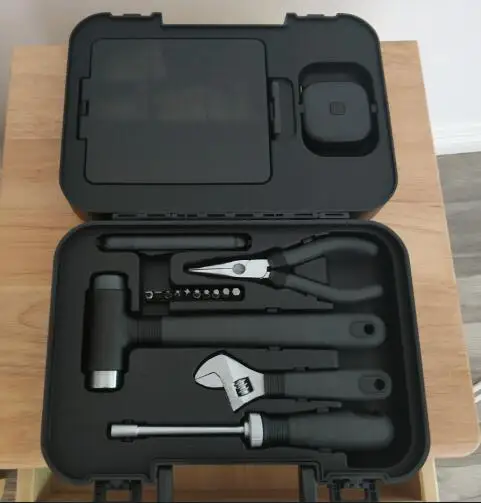 Черный XIAOMI MIIIW 16 шт. набор инструментов DIY Набор инструментов общий бытовой ручной инструмент с отверткой гаечный ключ молотковая лента плоскогубцы нож набор инструментов - Цвет: Черный
