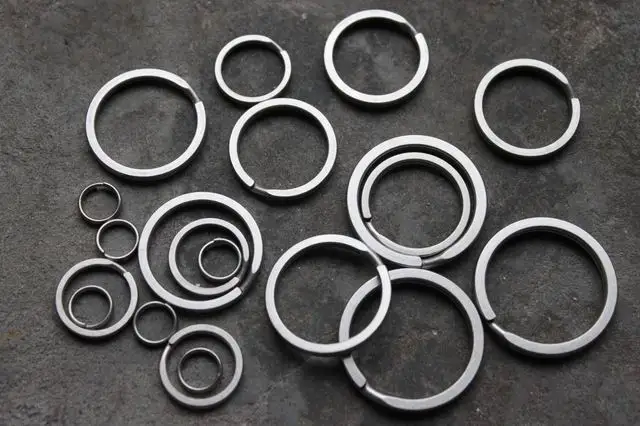 Серебряный титановый сплав EDC ультра светильник подвесной брелок с кольцом Diy