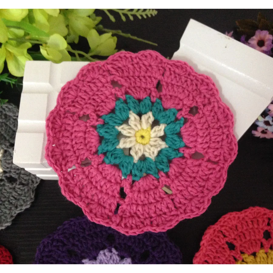 Украшение ручной работы вязанный цветочный подстаканник цвет шерсть Doilies круглый коврик для кофейных чашек 18 см 24 шт/партия свадебный подарок DIY реквизит