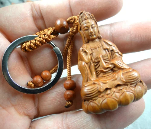 Брелок для ключей Guanyin из натурального красного дерева с трехмерной гравировкой