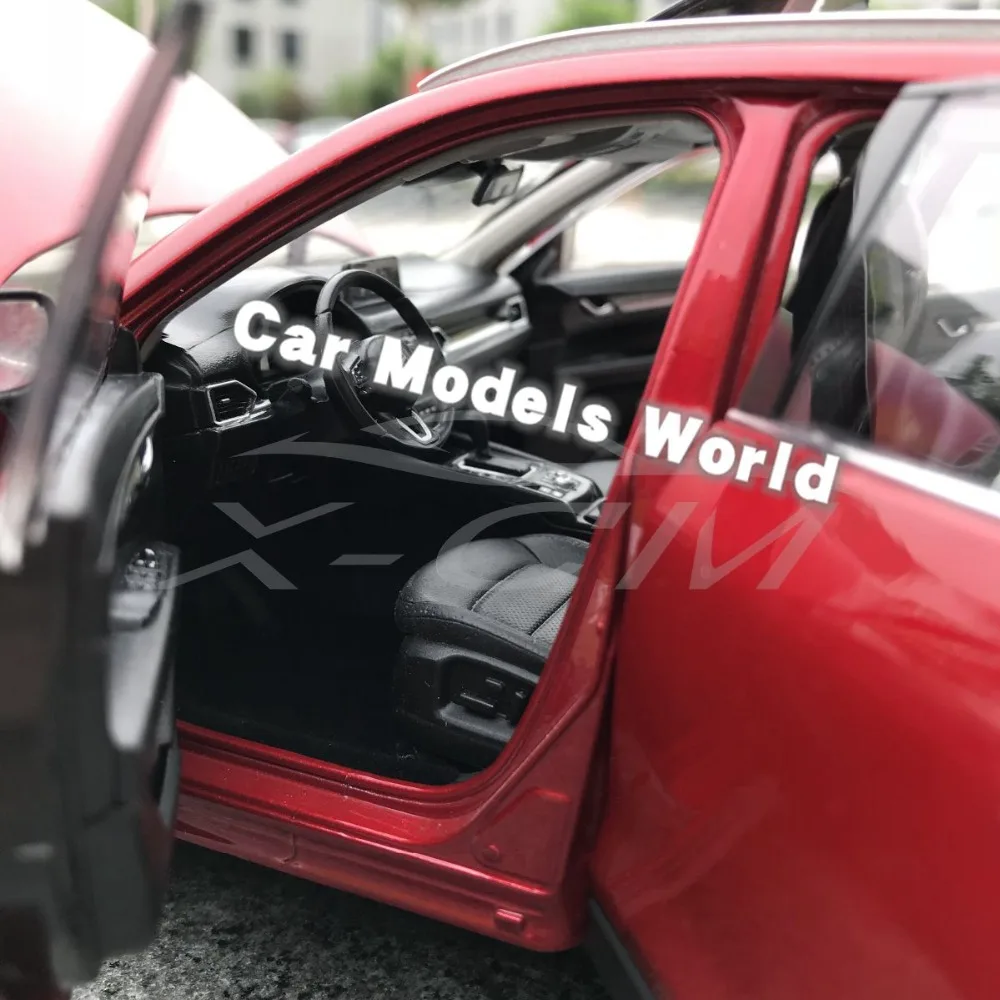 Литая под давлением модель автомобиля для всех новых CX 5 CX5 поколения 2 1:18 (красный)
