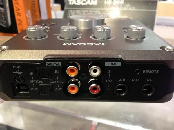 Tascam us-366 USB audio interface with On-Board DSP Mixer 4 in out sound card High-Quality HDDA Mic Pre-AMPS optical port |