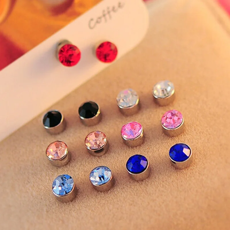 Серьги гвоздики унисекс с фианитом без пирсинга кристаллами магнитные серьги
