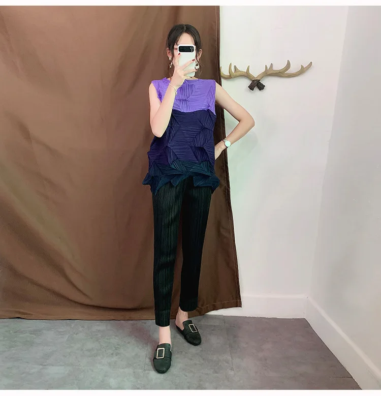 Miyake плиссированный жилет свободного размера плюс подходящая по цвету футболка Летняя новая женская рубашка sanzhai