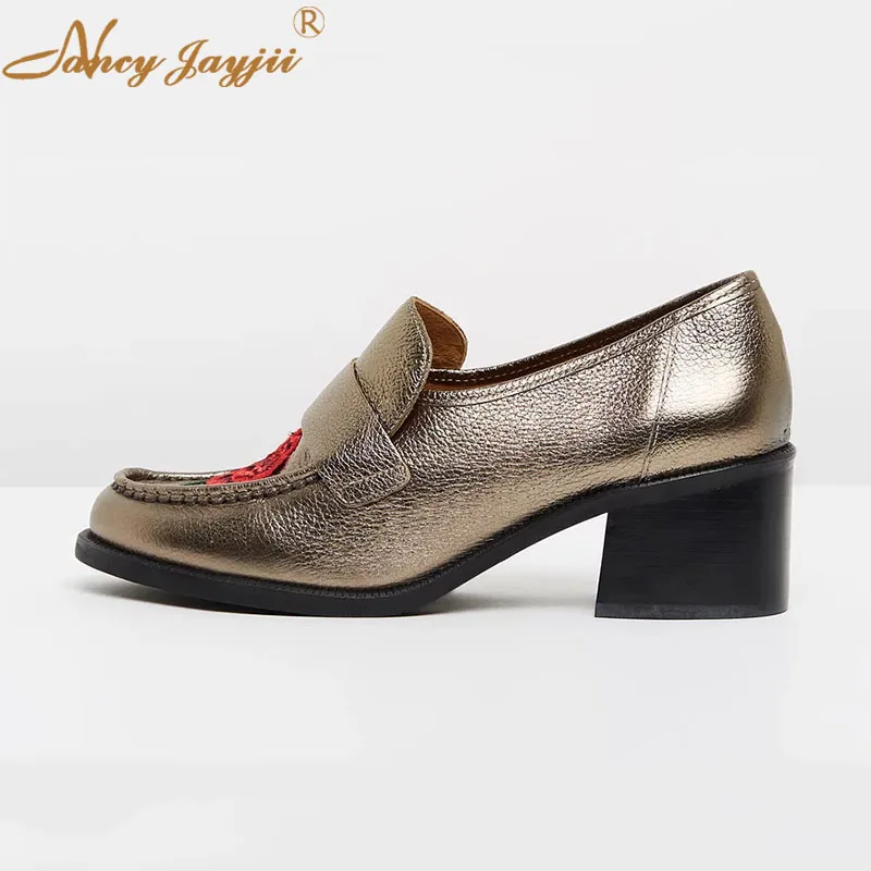 

Woman Shoes Ladies Pumps Solid Patent Leather Basic Sweet High Square heels Slip-On Round Toe Fashion Mature Leisure Flower 2019