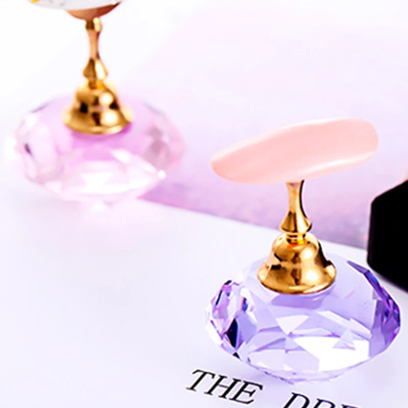 Демонстрационная подставка для маникюра с кристаллами магнитный держатель