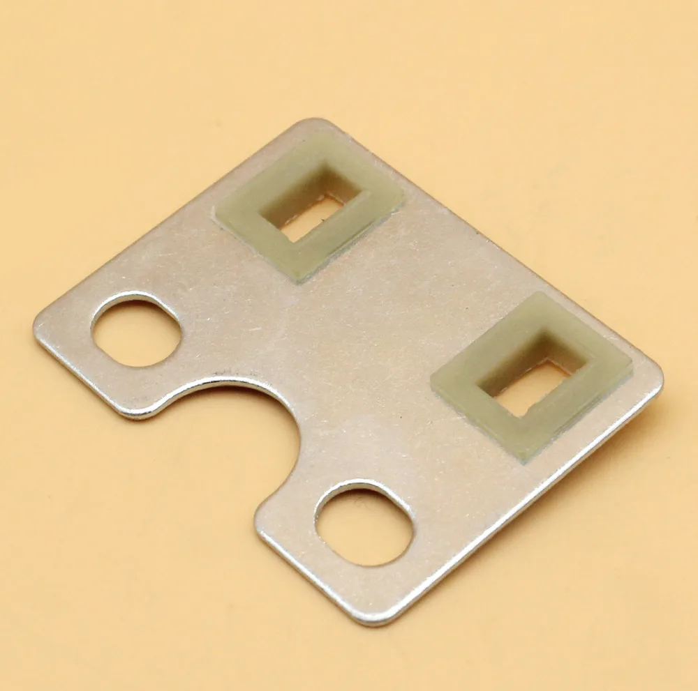 Направляющая пластина с нажимным стержнем для генератора бензинового двигателя