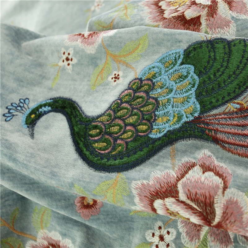 Европейские Роскошные затемняющие шторы с вышивкой павлина для гостиной