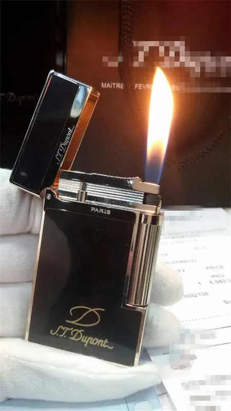 

S.T Memorial D upont lighter Bright Sound! New With the Box and Adapter Serial number TH25